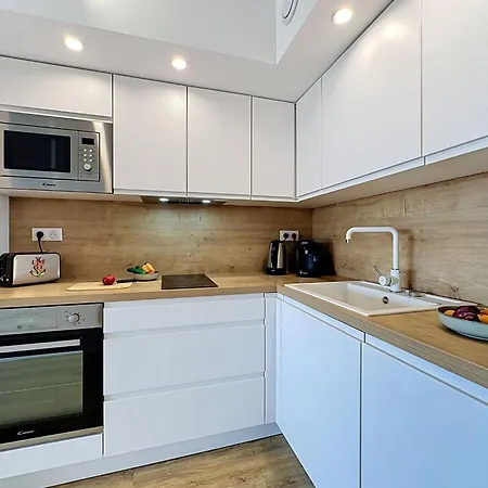 Appartement Ulysse Port De Plage-2 By Interhome